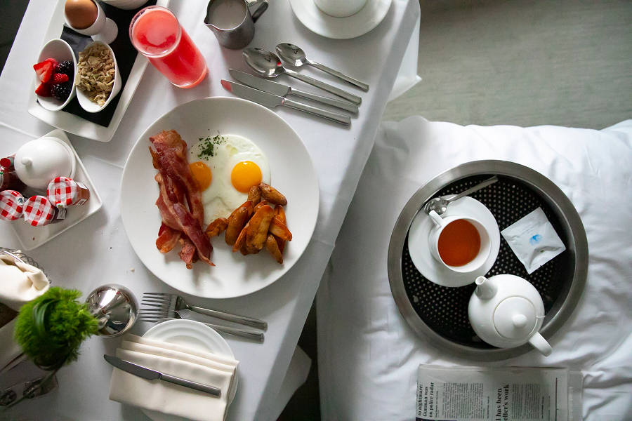 The Knickerbocker In Room Dining