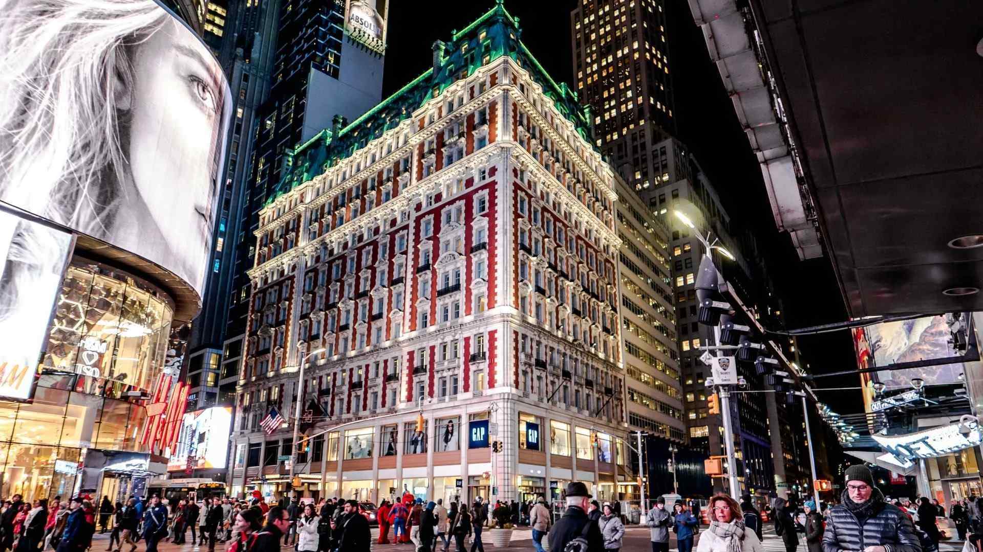 Knick Exterior