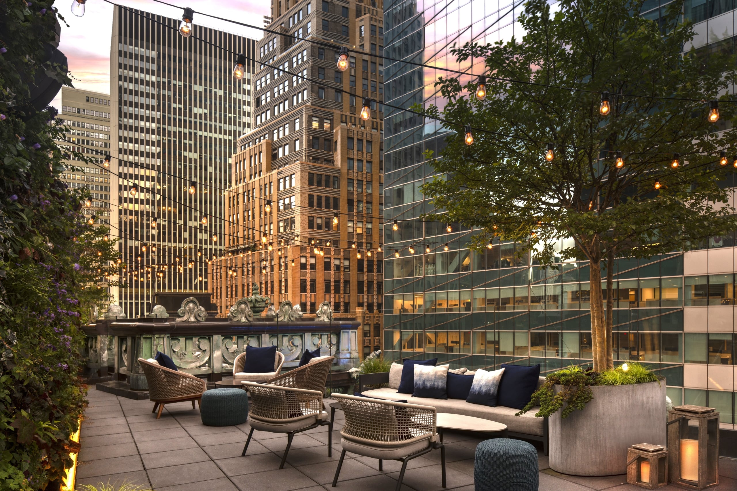 why st. cloud is the best rooftop bar in times square